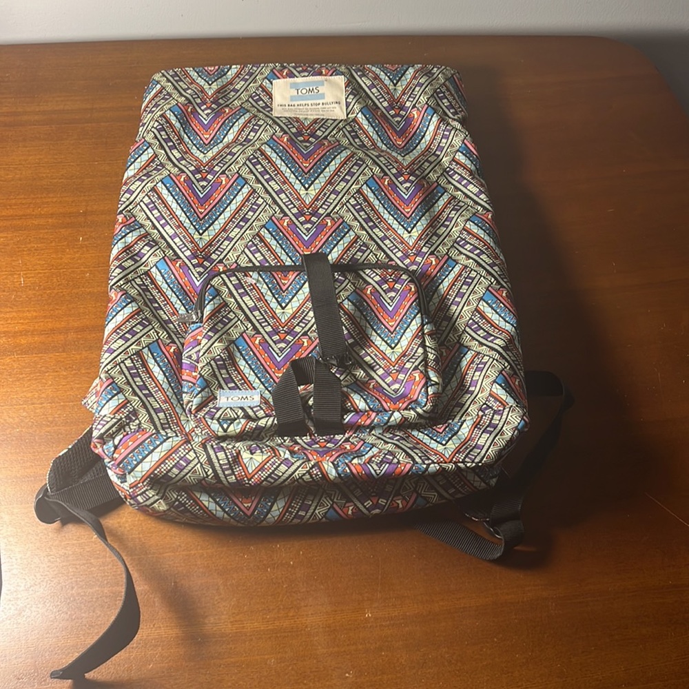 Toms Backpack - Picture 4 of 6